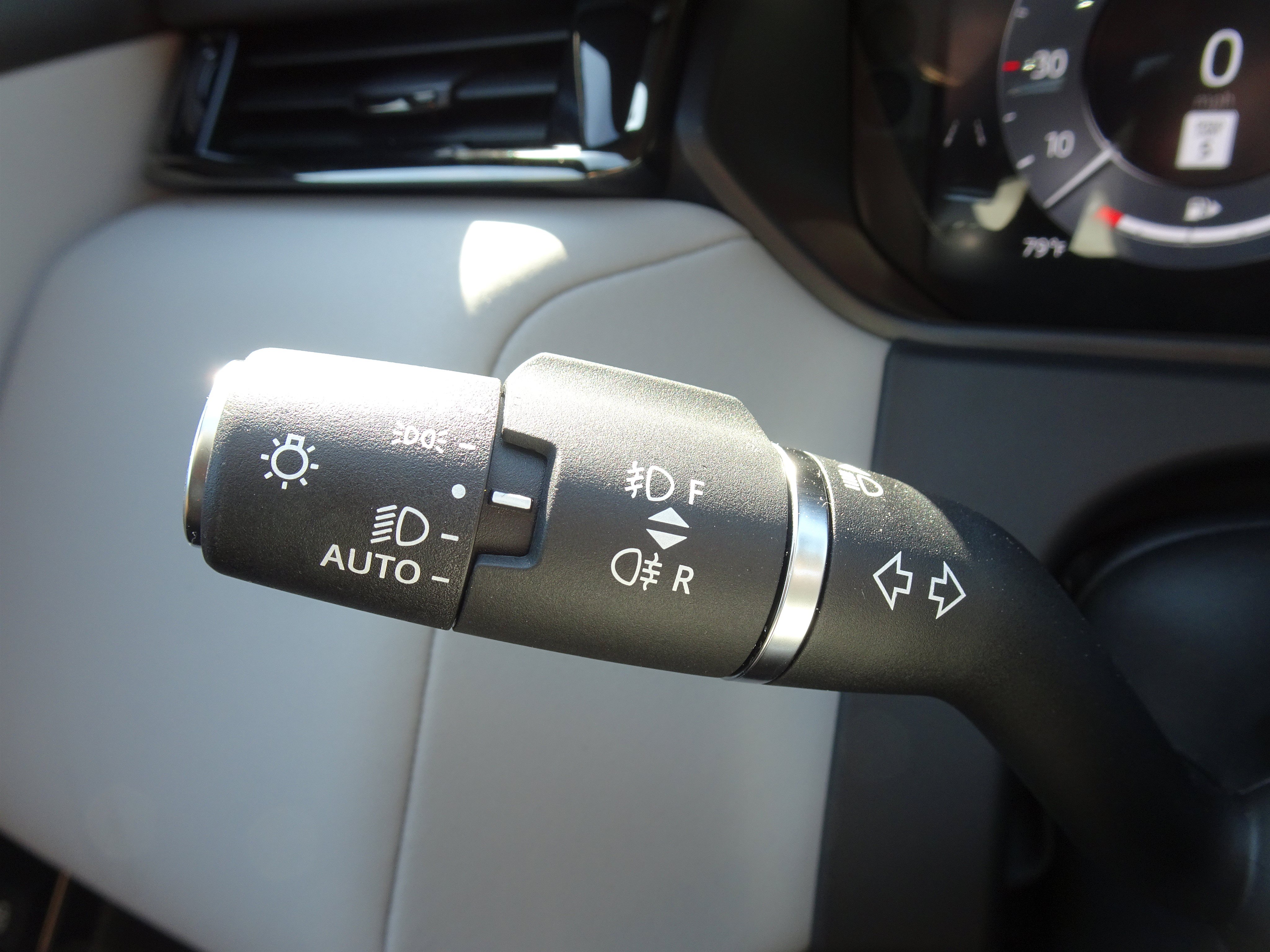 New 2026 Land Rover Range Rover Velar Belgravia AWD/4WD image 29