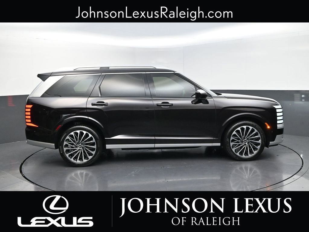 Used 2026 Hyundai Palisade Calligraphy FWD image 6