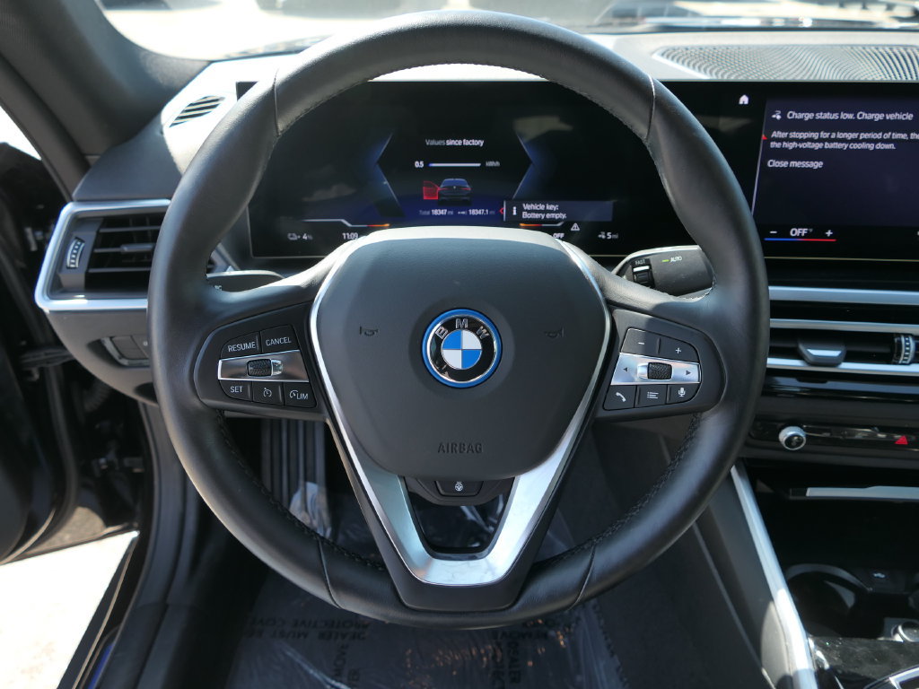Used 2023 BMW i4 eDrive35 w/ Premium Package RWD image 15