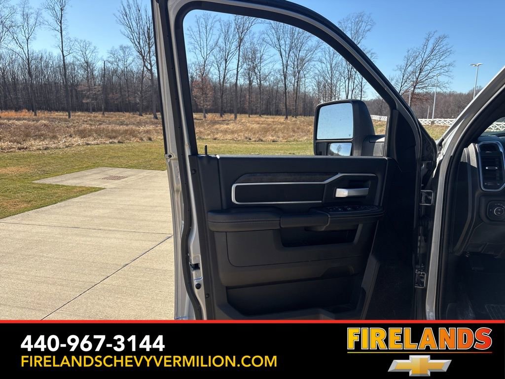 Used 2024 RAM 2500 Big Horn w/ Bed Utility Group image 10