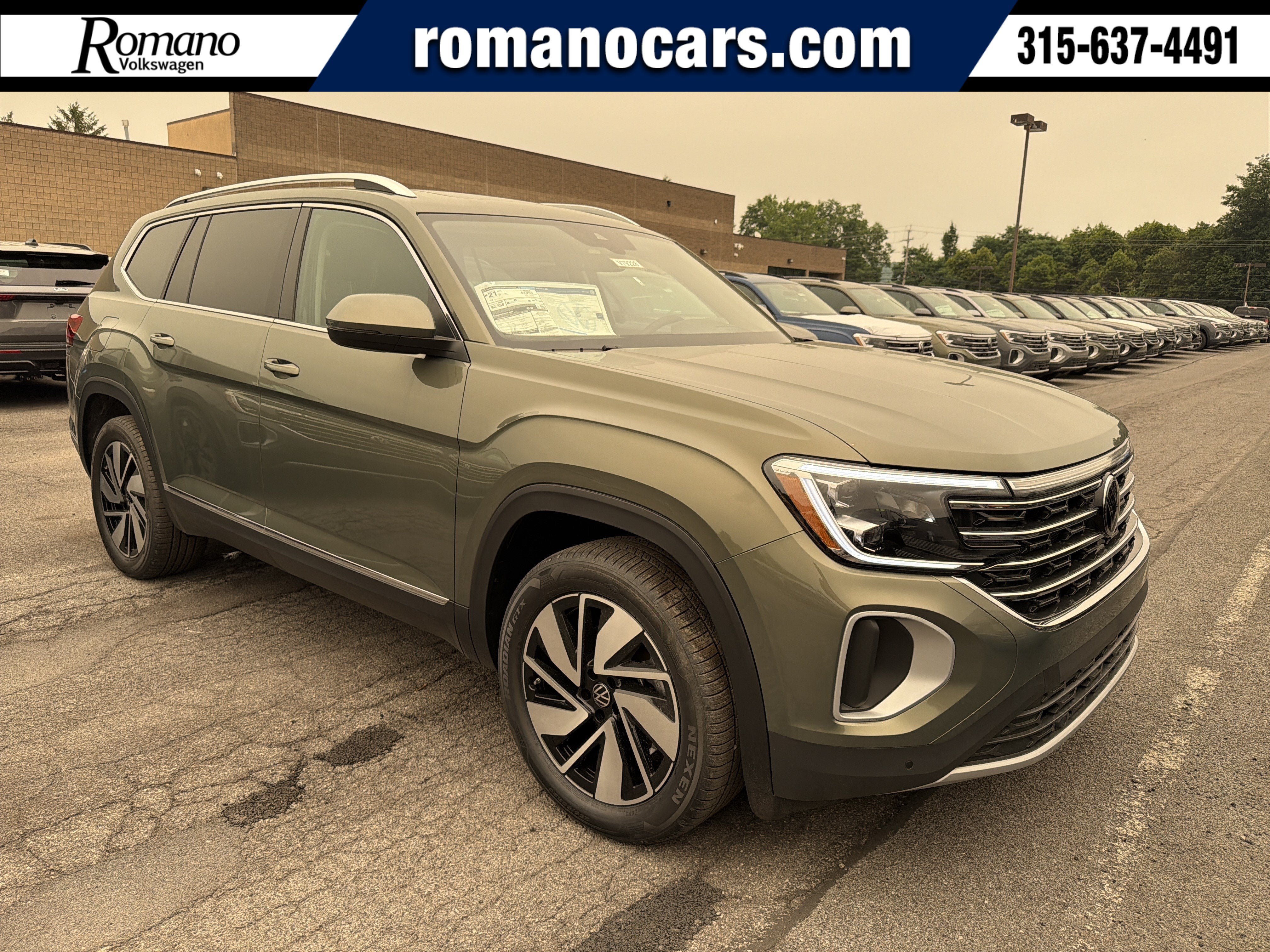 New 2026 Volkswagen Atlas SEL AWD/4WD image 1
