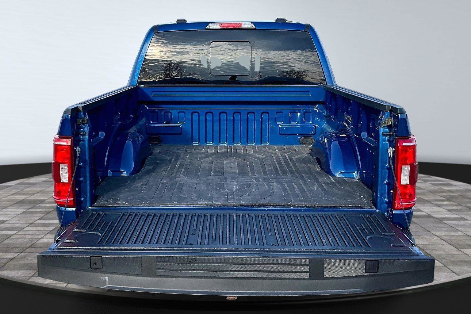 Used 2023 Ford F150 XLT w/ Equipment Group 302A High image 7