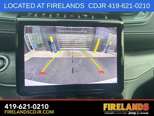 Used 2023 Jeep Grand Cherokee Limited AWD/4WD image 28