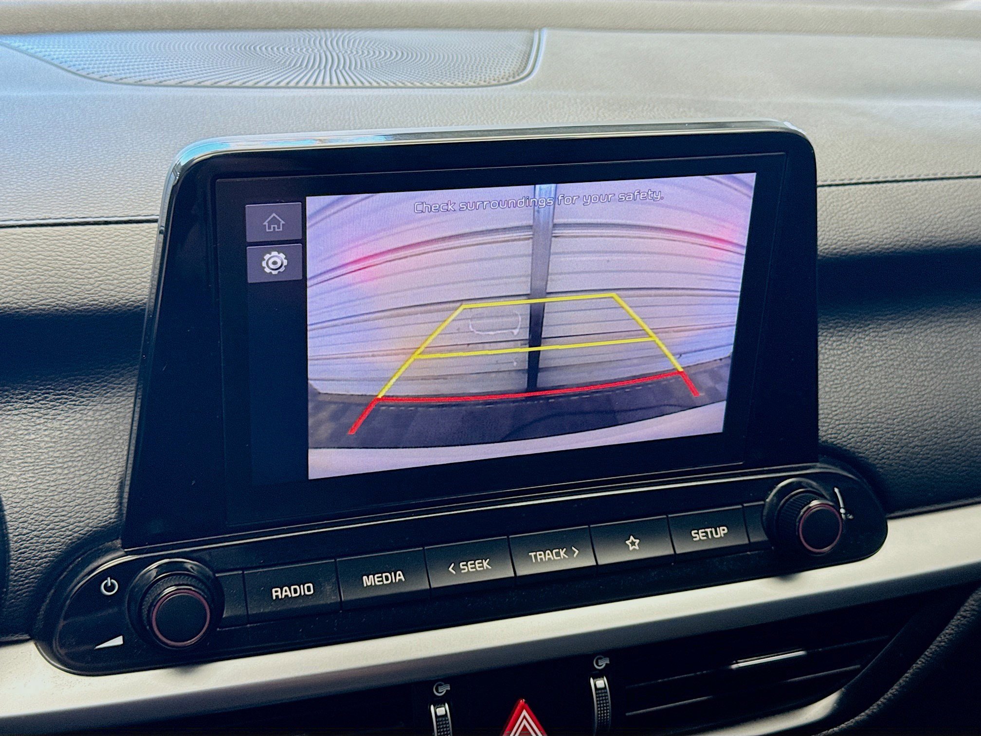 Used 2024 Kia Forte LXS image 9