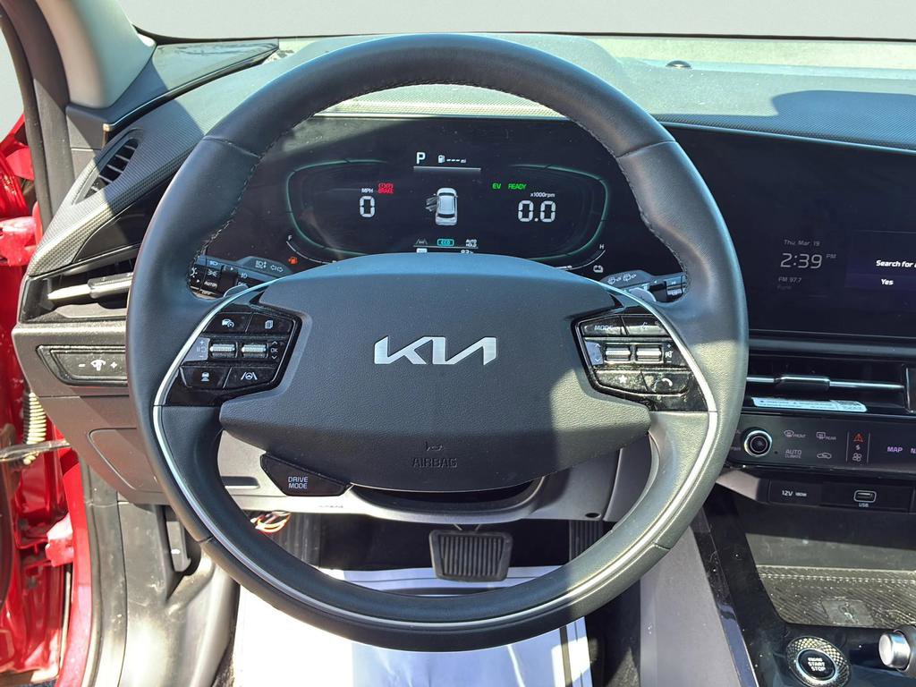 Used 2023 Kia Niro image 33