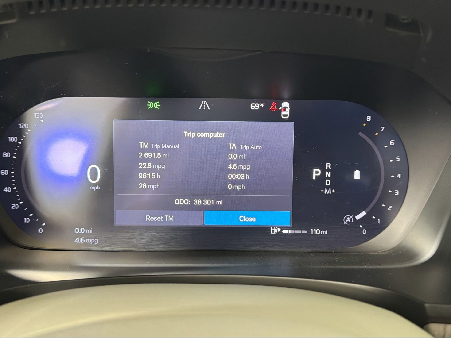 Certified 2023 Volvo S90 B6 Plus w/ Protection Package Premier image 11