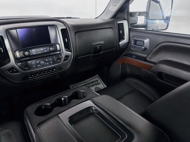 Used 2018 GMC Sierra 2500 SLE w/ SLE Preferred Package AWD/4WD image 22
