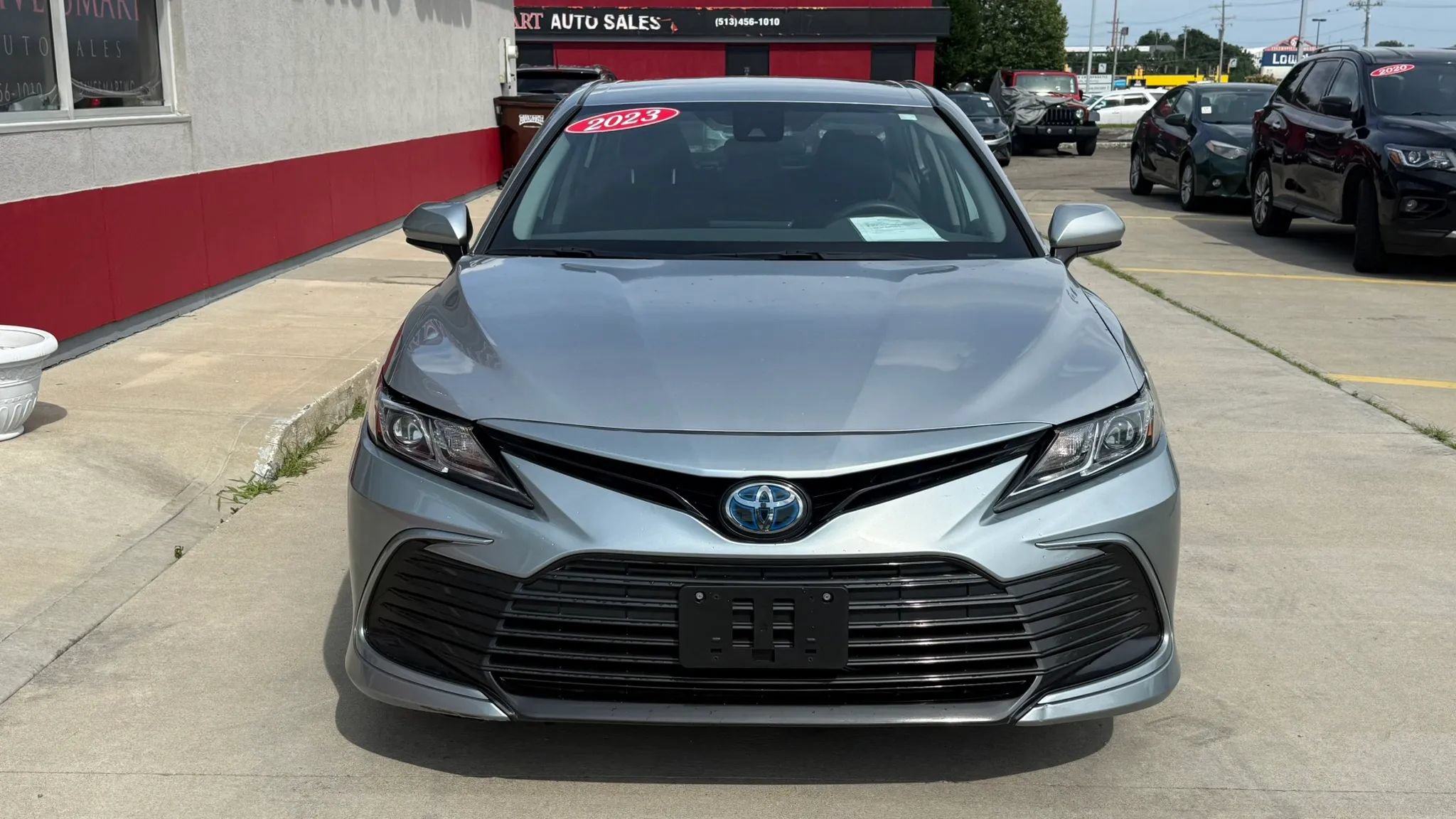 Used 2023 Toyota Camry LE FWD image 6