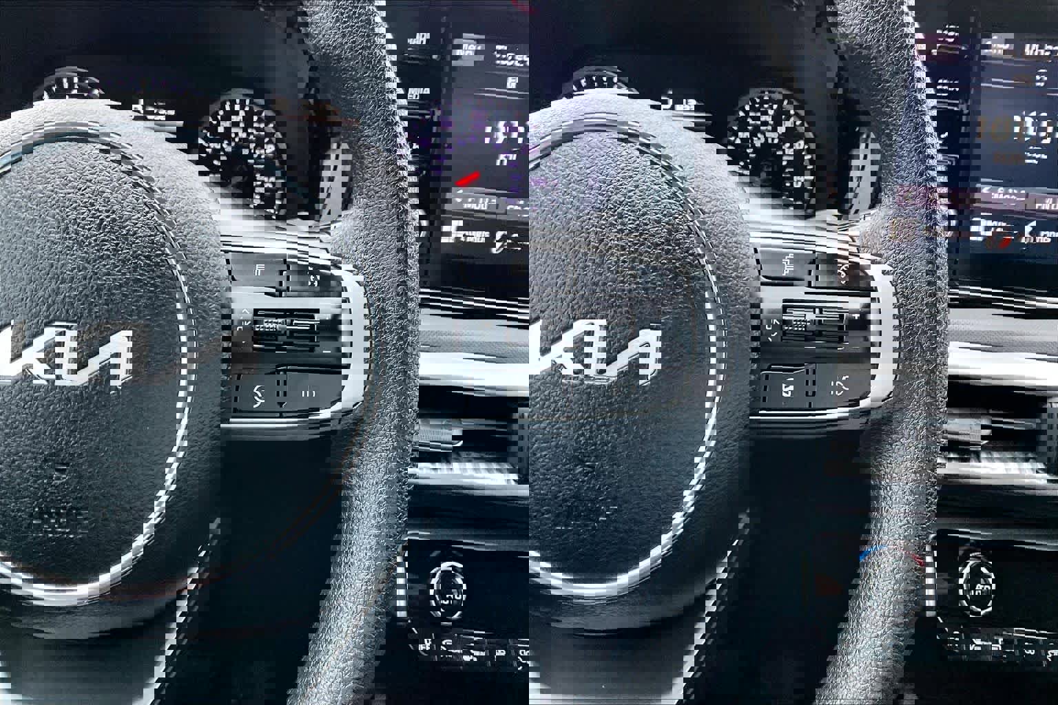 Used 2023 Kia K5 LXS image 22