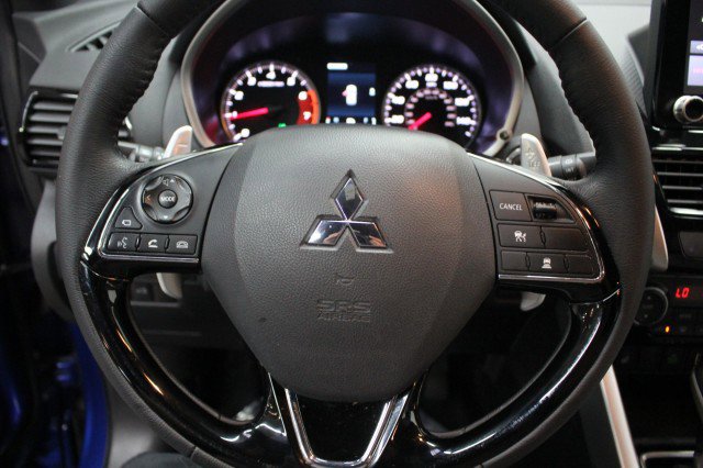 Used 2024 Mitsubishi Eclipse Cross SEL AWD/4WD image 9