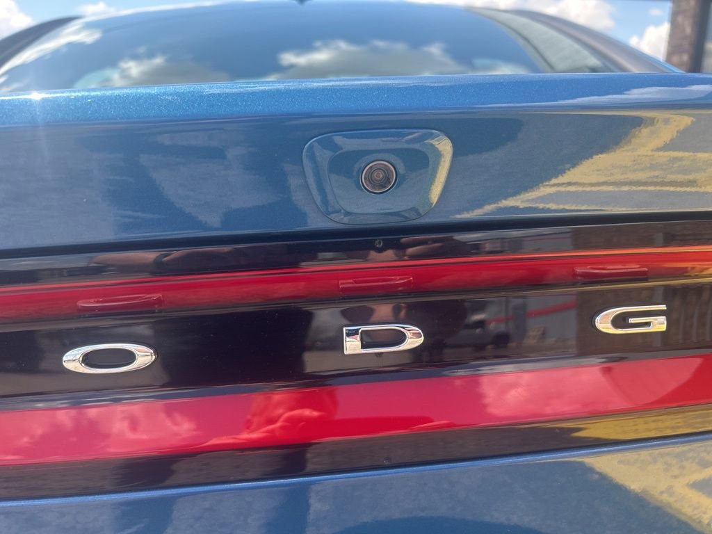 Used 2022 Dodge Charger SXT w/ Driver Convenience Group AWD/4WD image 6
