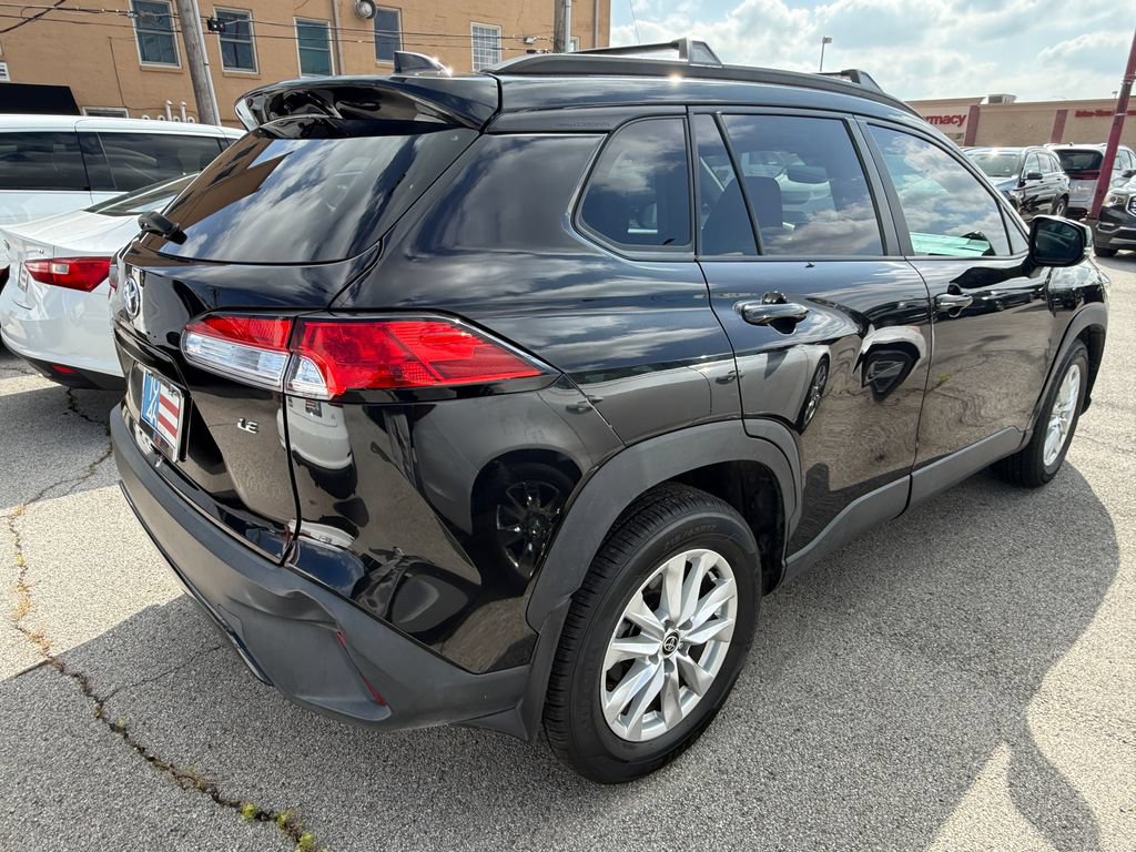 Used 2022 Toyota Corolla Cross LE FWD image 19
