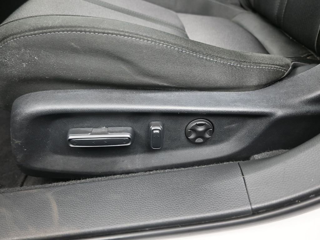Used 2019 Honda Accord EX image 21