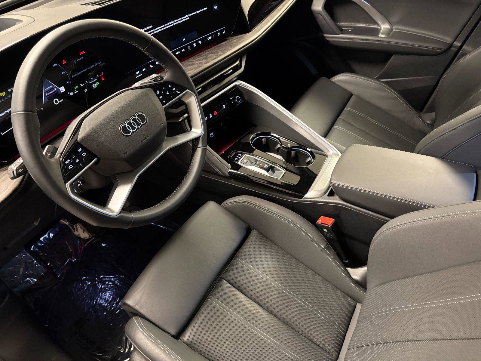 Used 2025 Audi Q5 Premium Plus w/ Premium Plus image 10