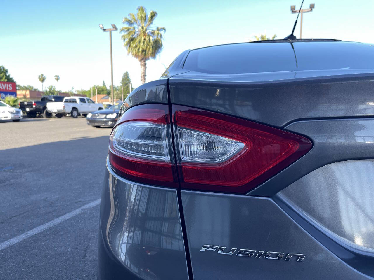 Used 2013 Ford Fusion SE image 23