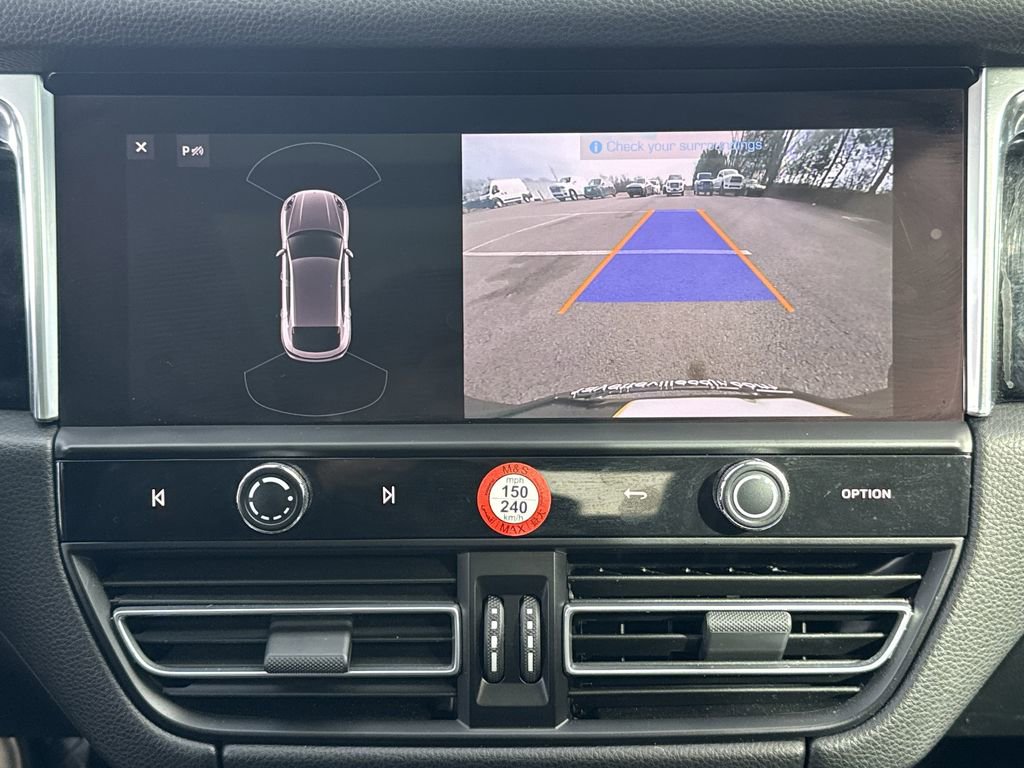 Used 2024 Porsche Macan Turbo image 34