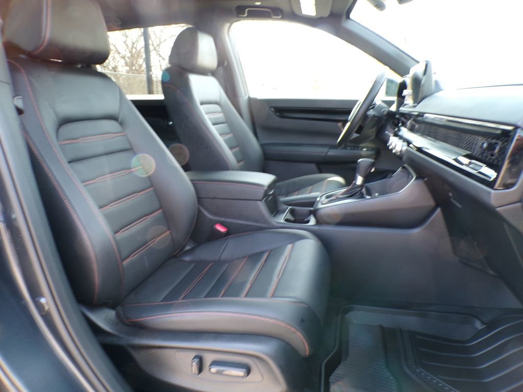 Used 2025 Honda CR-V Sport Touring image 17