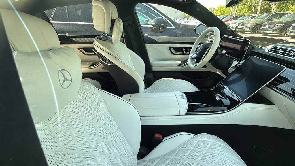 Used 2024 Mercedes-Benz S 580 4MATIC Sedan image 6