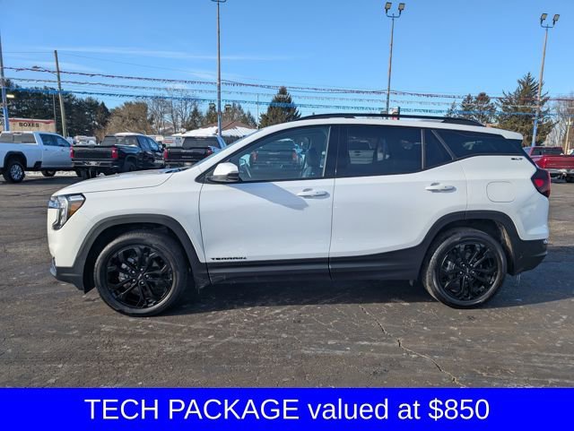 Used 2022 GMC Terrain SLT w/ Infotainment Package II image 5