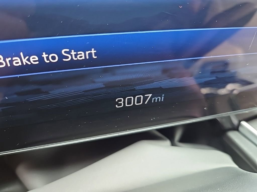 Used 2025 Chevrolet Suburban Premier image 13