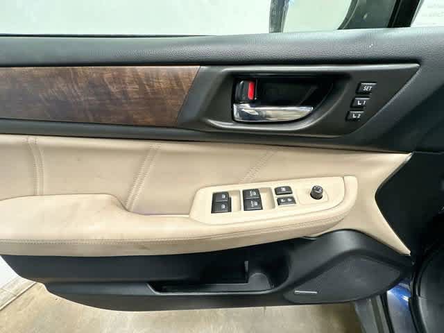 Used 2018 Subaru Outback 2.5i Limited AWD/4WD image 18