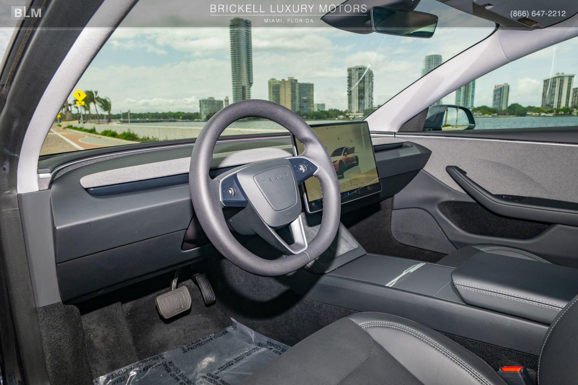 Used 2024 Tesla Model 3 Standard Range RWD image 5