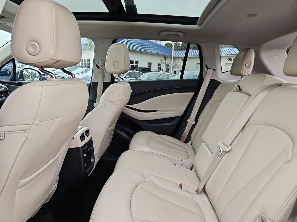 Used 2019 Buick Envision Essence image 29