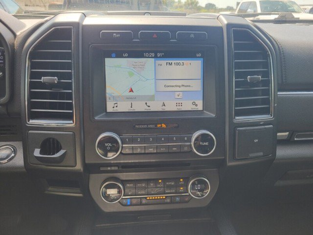 Used 2018 Ford Expedition Limited RWD image 19