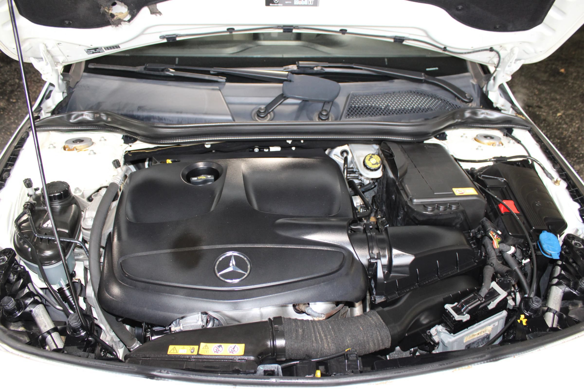 Used 2014 Mercedes-Benz CLA 250 image 29