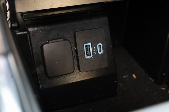 Used 2023 Ford Explorer XLT w/ Equipment Group 202A image 19