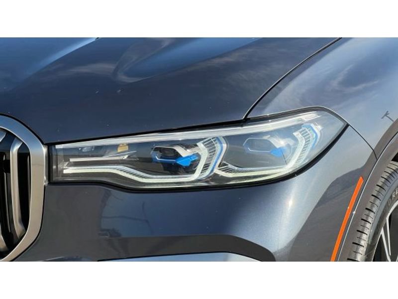Used 2020 BMW X7 M50i image 67