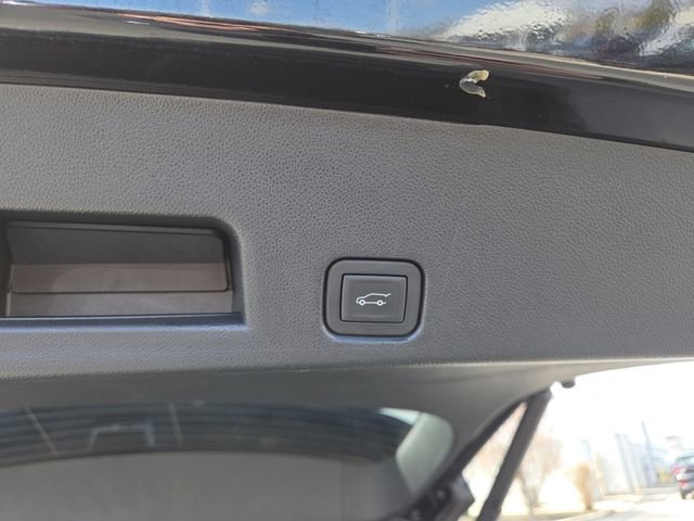 Certified 2024 Chevrolet Traverse RS w/ LPO, Floor Liner Package image 21