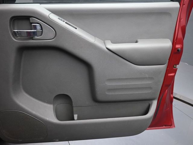 Used 2019 Nissan Frontier SV image 28