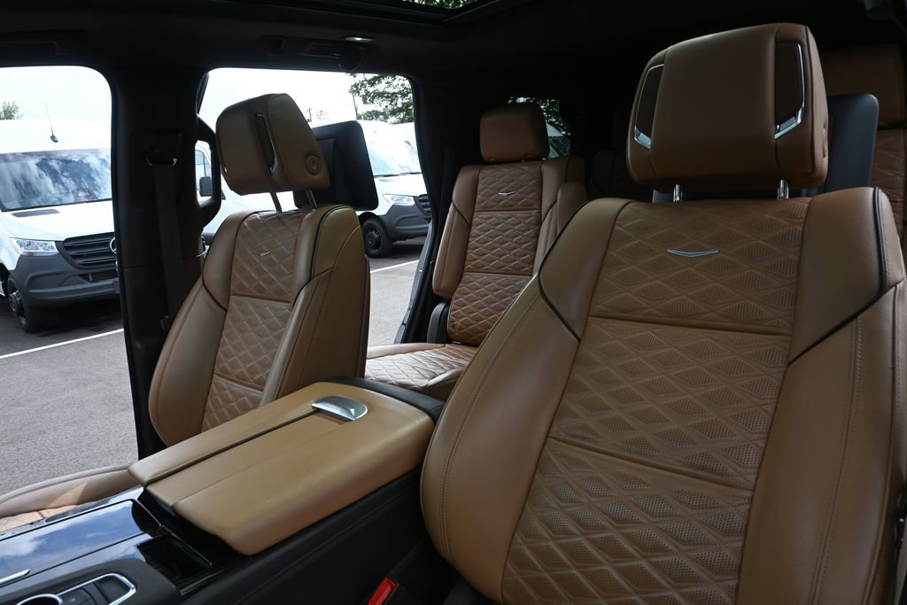 Used 2021 Cadillac Escalade Sport AWD/4WD image 5