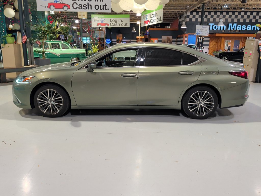 Used 2024 Lexus ES 350 w/ Premium Package FWD image 13
