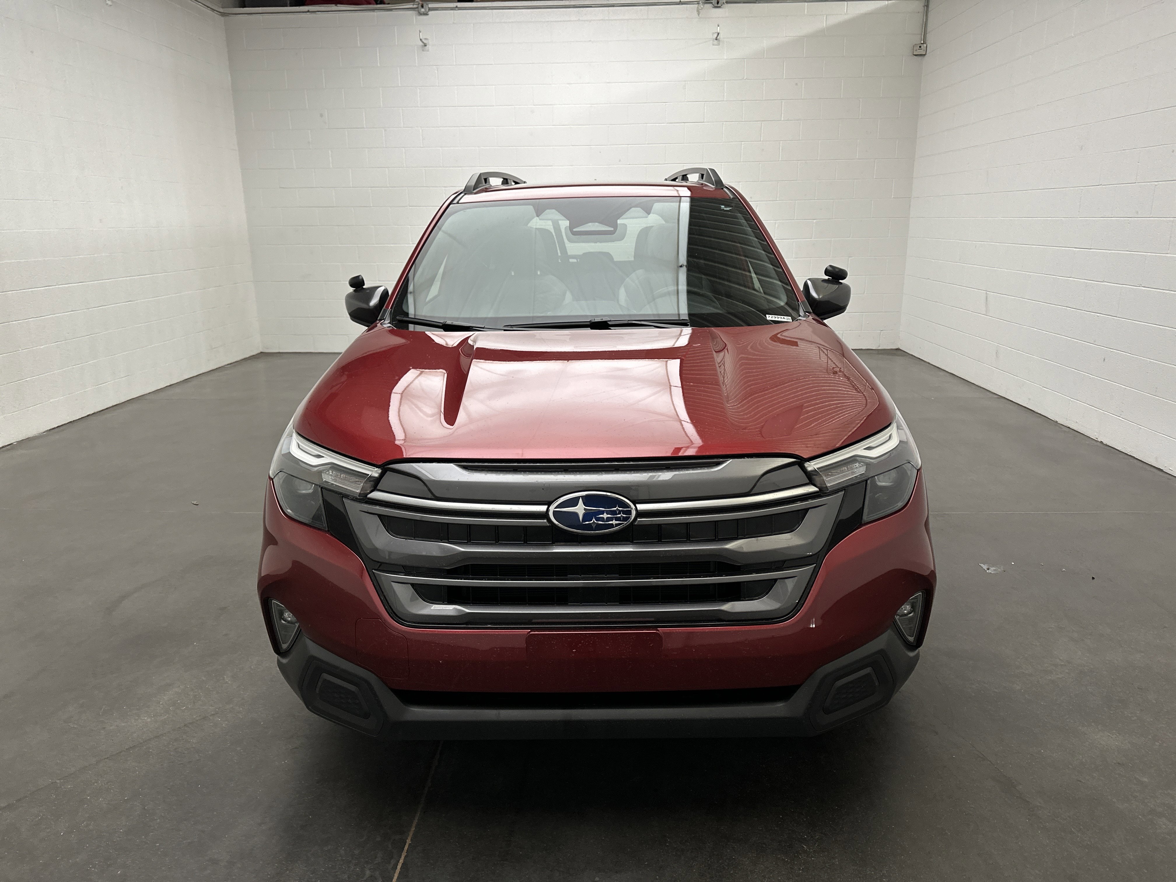 Used 2025 Subaru Forester Premium w/ Convenience Package #1 image 3