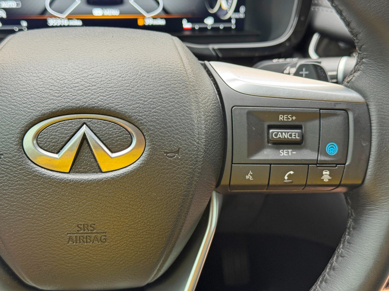 Used 2025 INFINITI QX60 Luxe w/ Vision Package AWD/4WD image 25