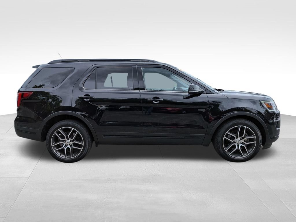 Used 2019 Ford Explorer Sport AWD/4WD image 5