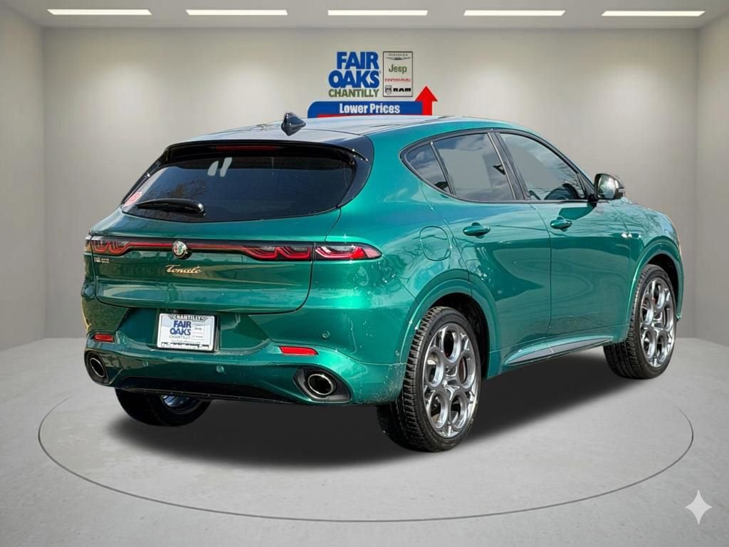 Used 2025 Alfa Romeo Tonale Tributo Italiano image 7
