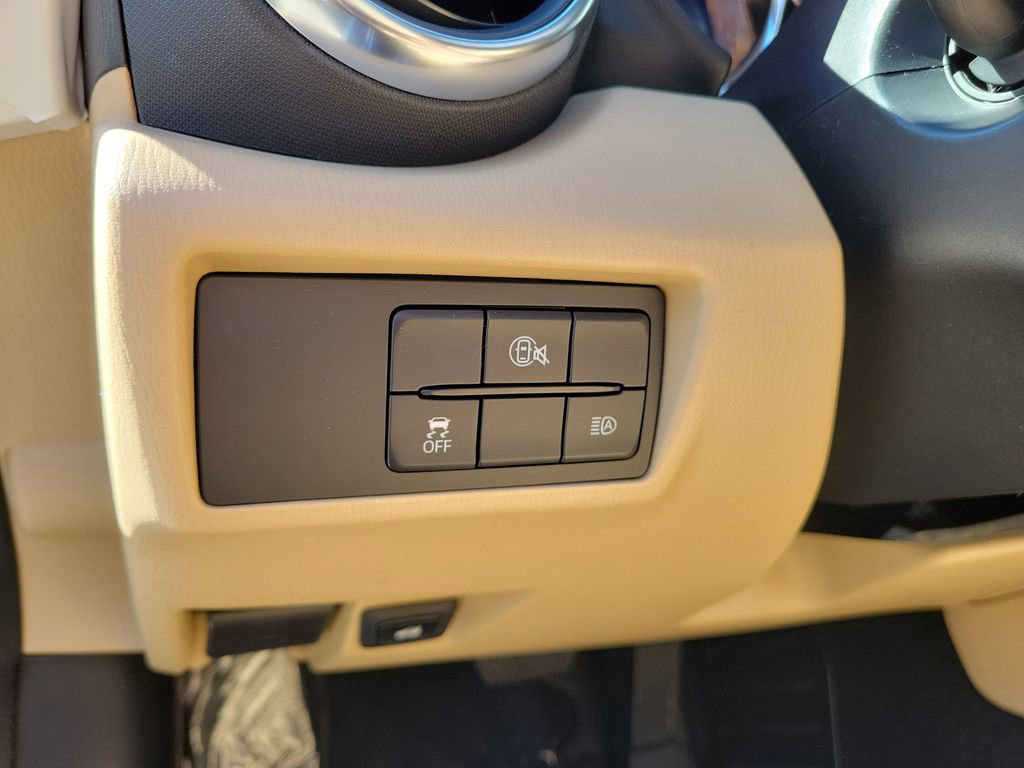 New 2026 MAZDA MX-5 Miata RF Grand Touring image 19