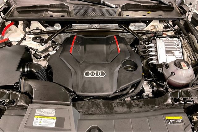 Certified 2024 Audi SQ5 Premium Plus w/ Premium Plus Package AWD/4WD image 10