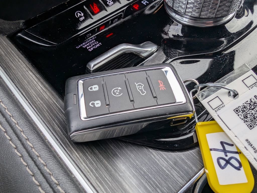 Used 2024 Jeep Wagoneer Series III image 19