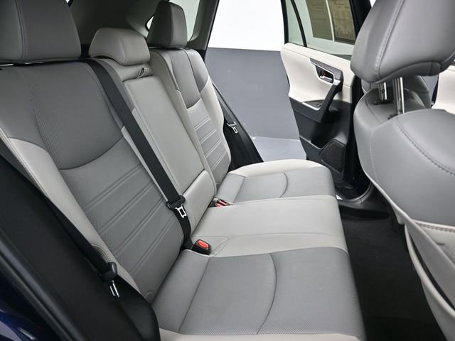 Used 2023 Toyota RAV4 Limited image 24