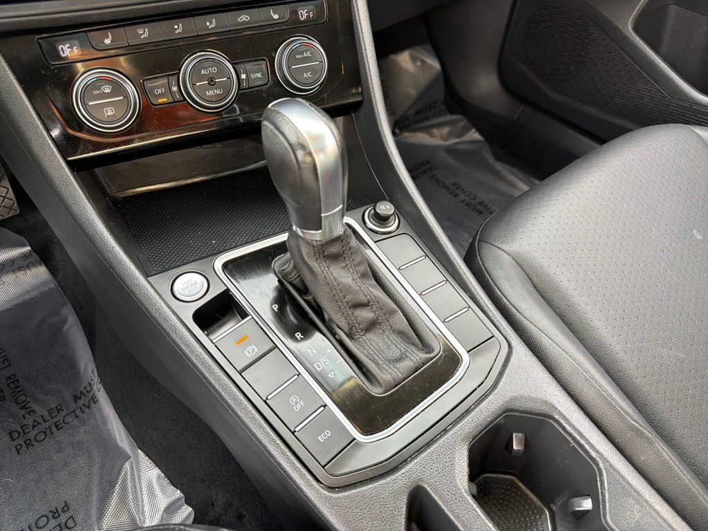 Used 2019 Volkswagen Jetta SE FWD image 38
