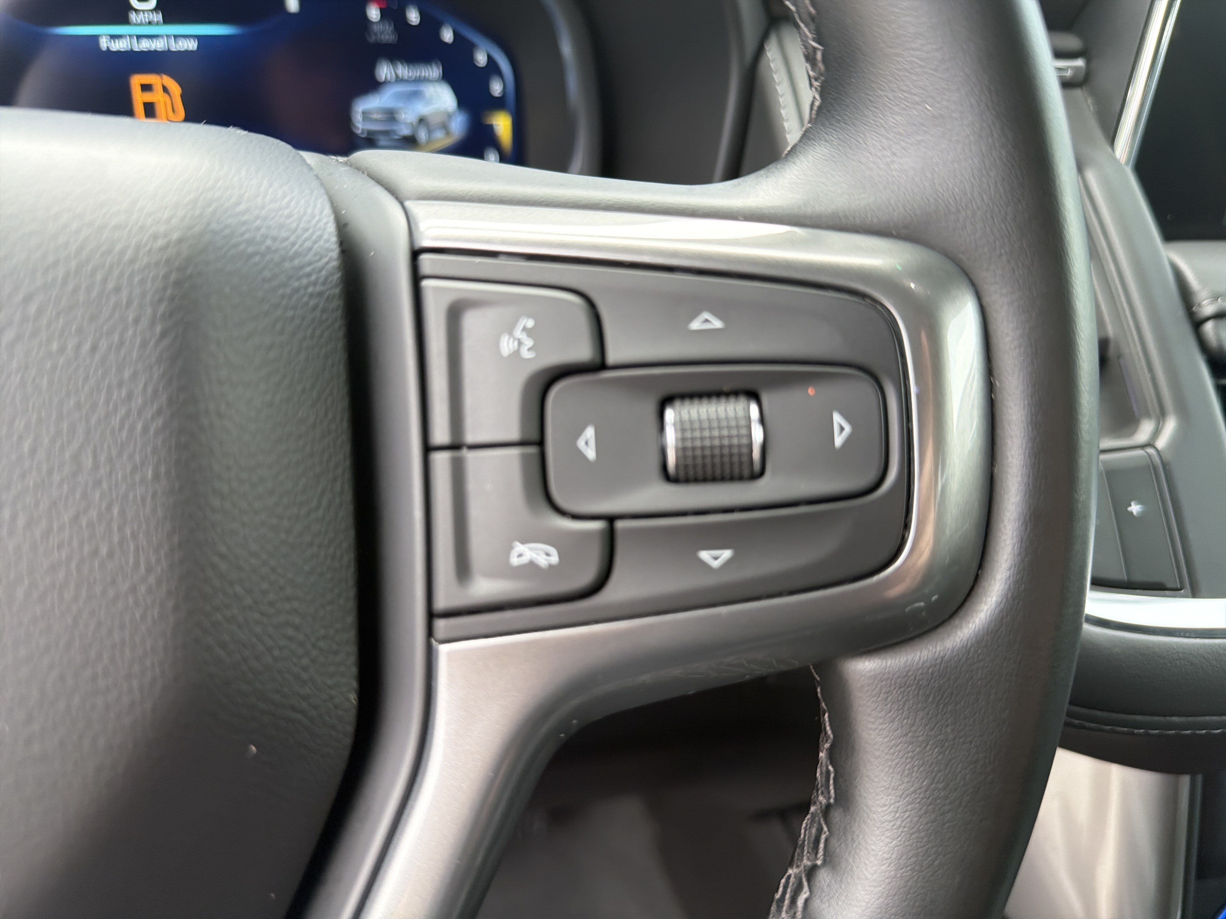 Used 2024 Chevrolet Tahoe LT RWD image 33