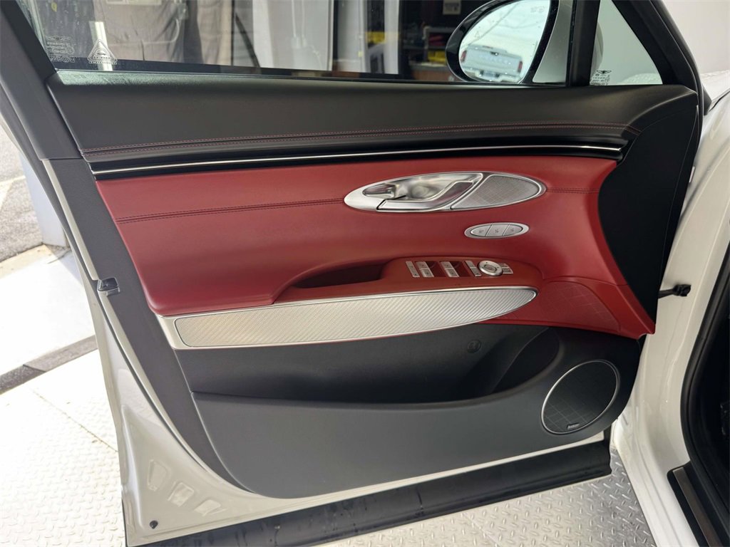 Used 2023 Genesis GV70 2.5T w/ Sport Prestige Package image 15