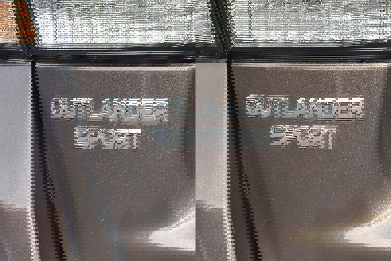 Used 2024 Mitsubishi Outlander Sport SE image 12