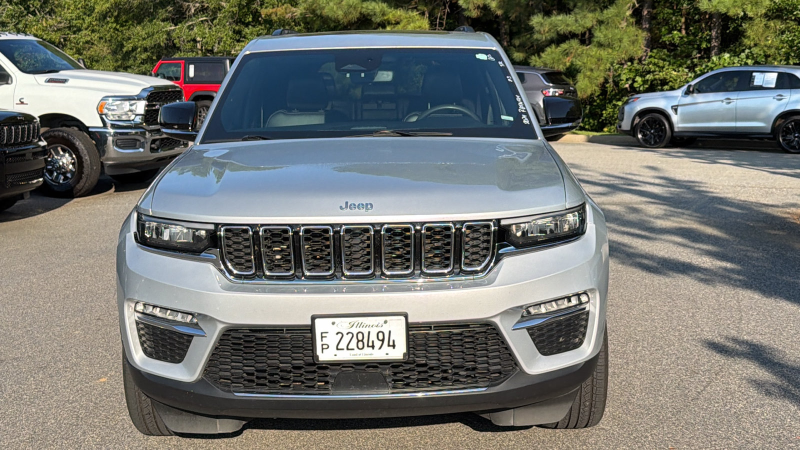 Used 2024 Jeep Grand Cherokee Limited 4xe AWD/4WD image 3