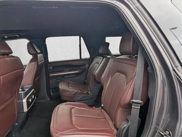 Used 2024 Ford Expedition Limited image 19
