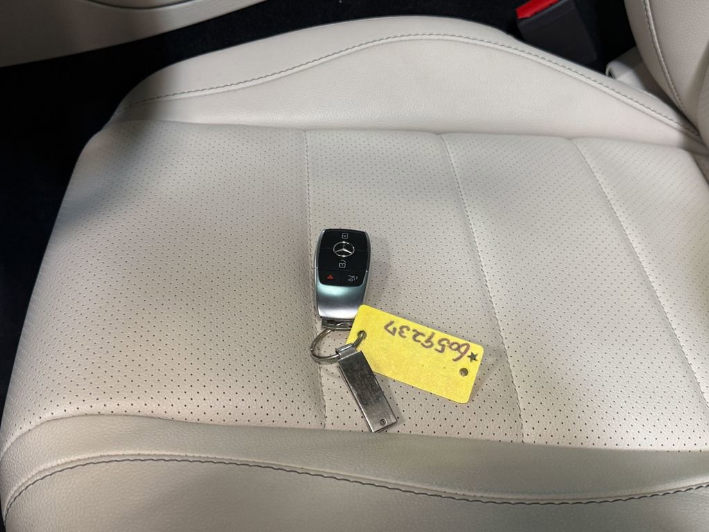 Used 2023 Mercedes-Benz GLE 350 4MATIC w/ 3rd Row Seat Package image 20